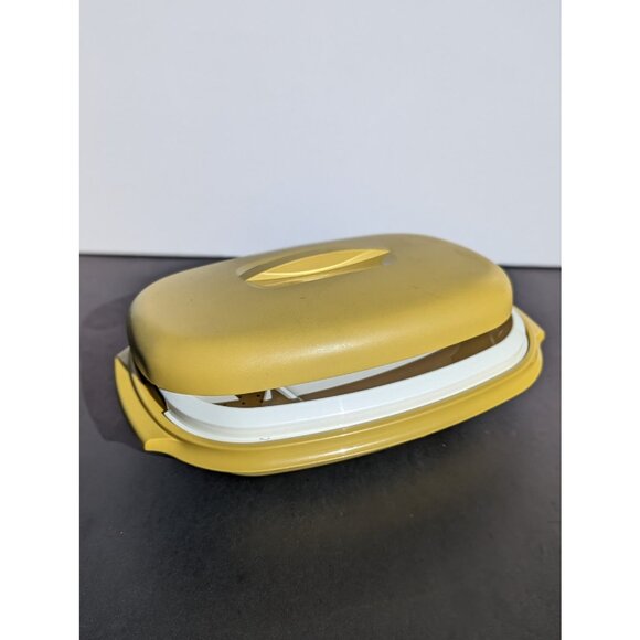 Vintage 1970's Tupperware complete Harvest Gold Steamer | Made in Canada - Picture 3 of 9